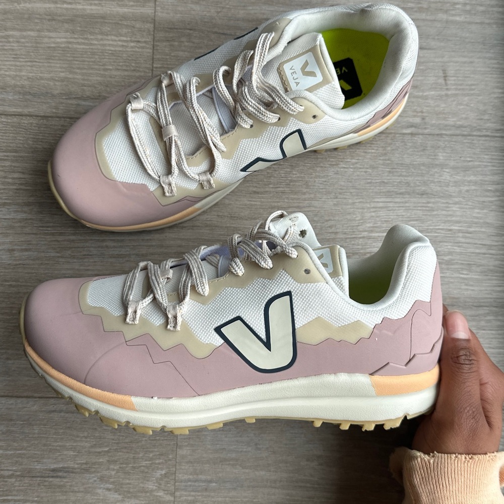Veja X Fitz Roy Trek Water Repellant Trail Sneaker